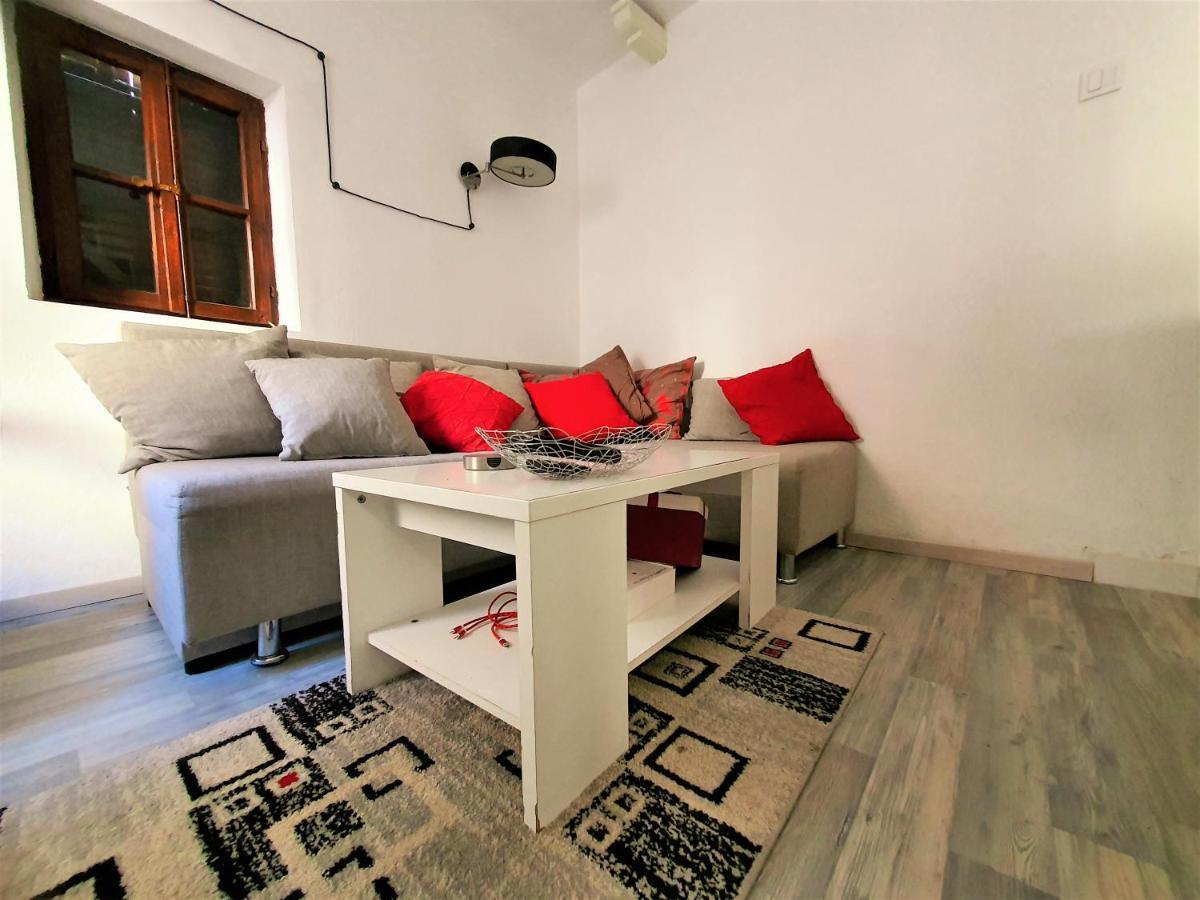 St.Tripun Apartment 科托尔 外观 照片